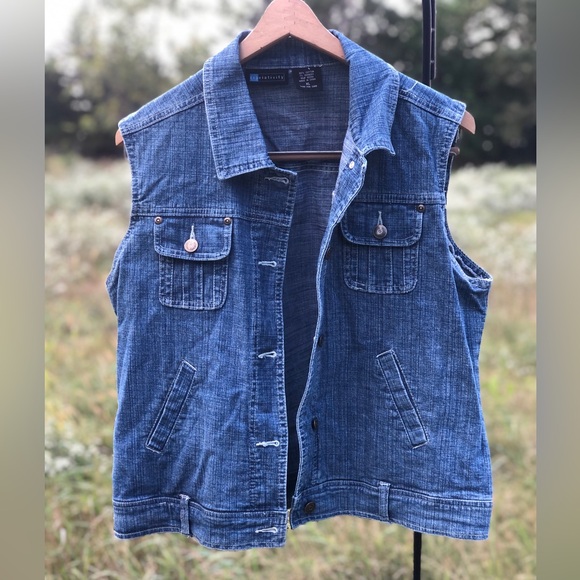 Classy denim vest by Relativity - Picture 4 of 9
